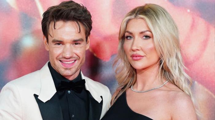 Liam Payne, girlfriend Kate Cassidy cutely dances in a throwback video: Watch