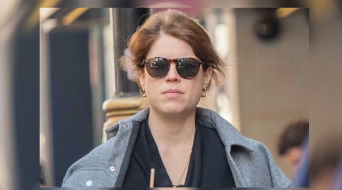 Princess Eugenie’s ‘alarm’ on the phone gets analyzed amid Andrew’s widened police probe