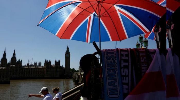UK hits record high temperatures in May as heatwave scorches country