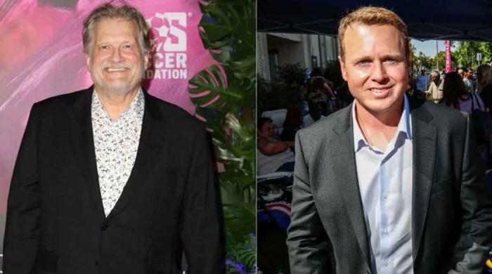 How is Drew Carey mentioned in Epstein files?