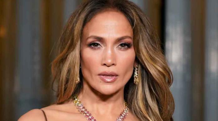 Jennifer Lopez shares Memorial Day video 