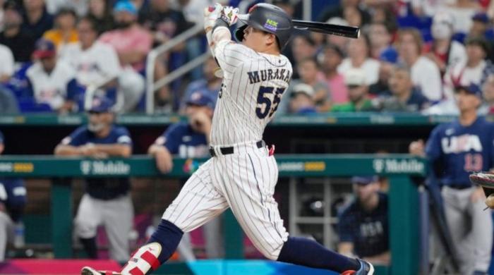 White Sox star Munetaka Murakami exits game with hamstring injury scare