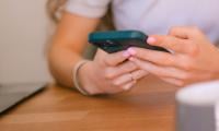 Can AI cure loneliness? New research says no