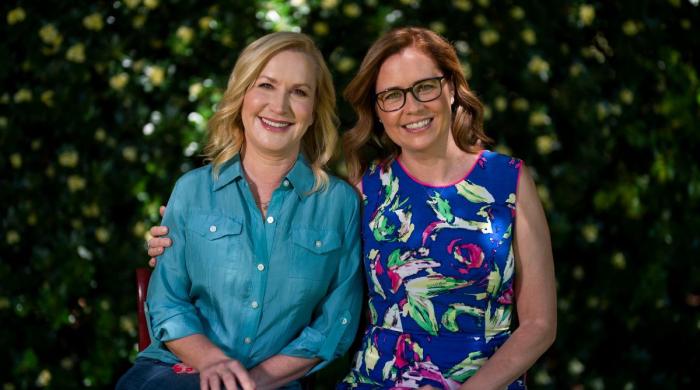 Angela Kinsey shares her 'favourite' way of communicating with 'The Office' star Jenna Fischer