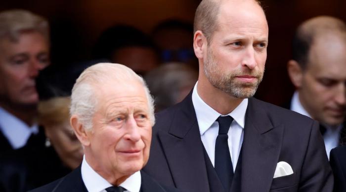 Prince William orders King Charles to step down?