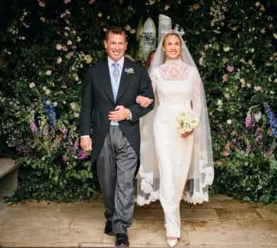 Peter Phillips and Harriet Sperlings official wedding photos released
