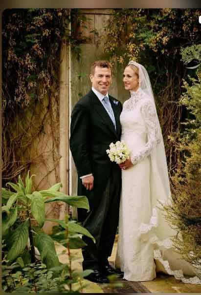 Peter Phillips and Harriet Sperlings official wedding photos released