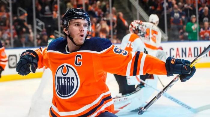 Oilers confident Connor McDavid will stay in Edmonton for years