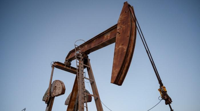 Global oil market shock from Iran war may last until September, expert warns