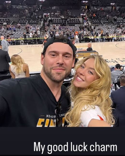 Scooter Braun swoons over Sydney Sweeney at Knicks Championship