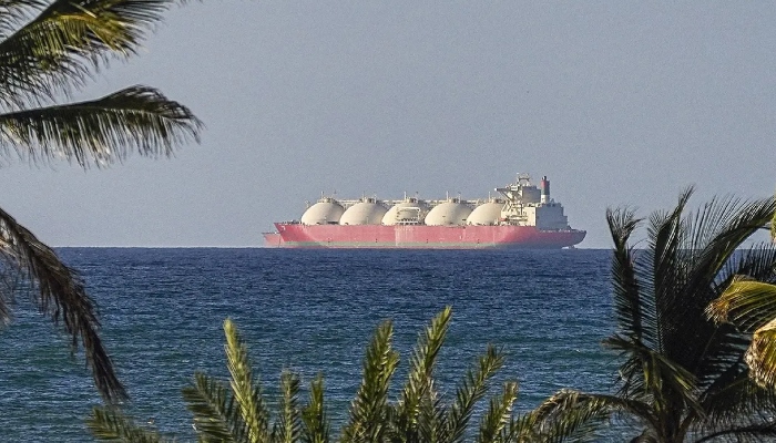 Iran says ships may face Hormuz transit fees but US seeks toll-free passage