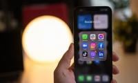 Experts Warn Social Media Ban Could Push Teens To Dark Web