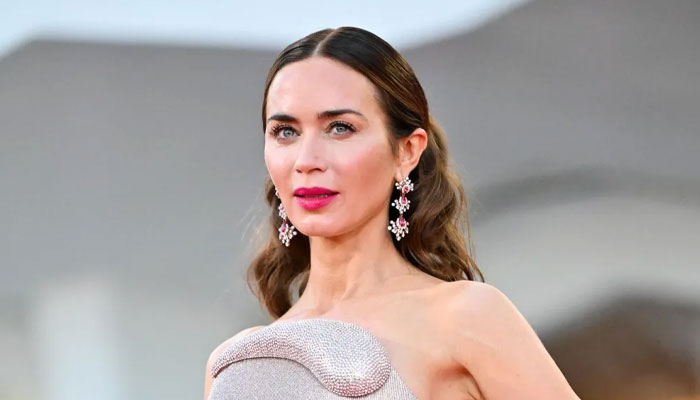 Why Disclosure Day star calls Emily Blunt quite silly?