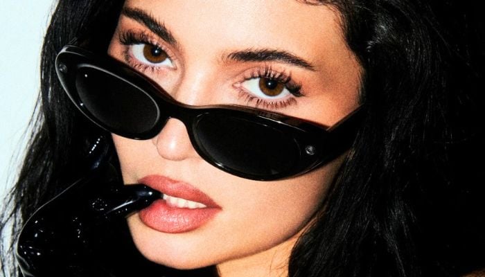Kylie Jenner Co-designs Metas new AI smart glasses