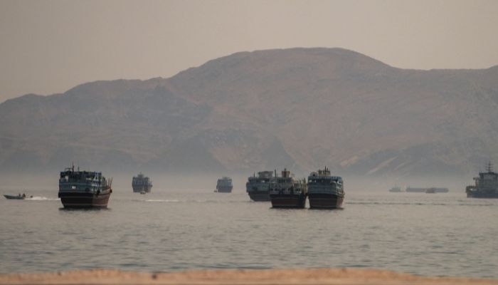 Strait of Hormuz breakthrough: Oman announces temporary shipping transit corridor