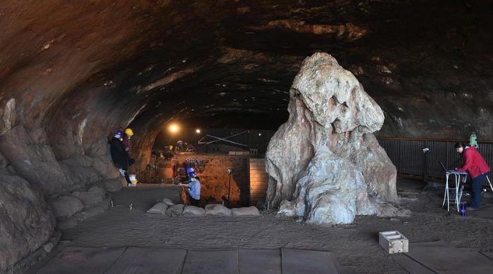 Scientists discover evidence of fires used by humans 1.8 million years ago