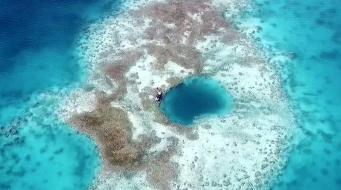 Rare 3,200-year-old coral blue hole discovered in South China Sea