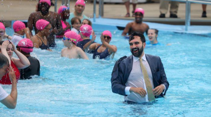 Mayor Mamdani jumps into NYC pool to revive old tradition