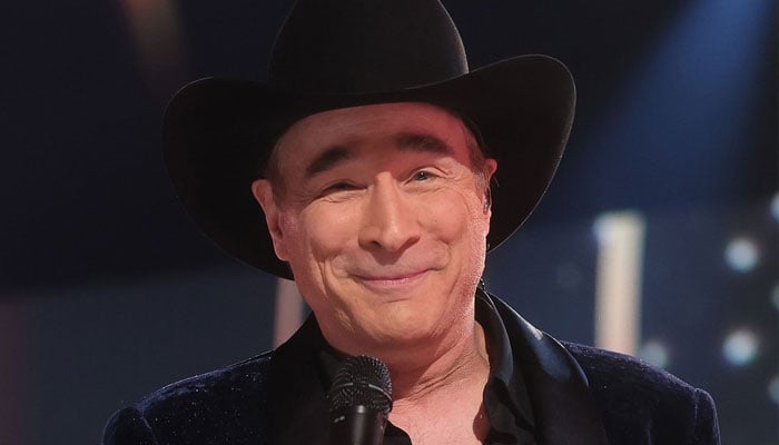 Clint Black hospitalized, Philadelphia show cancelled