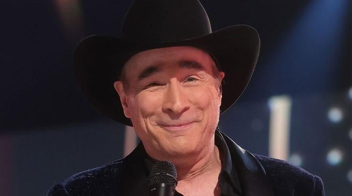 Clint Black hospitalized, Philadelphia show cancelled