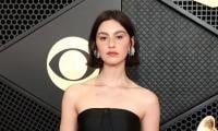 Gracie Abrams' new haircut goes viral as she opens up about privilege