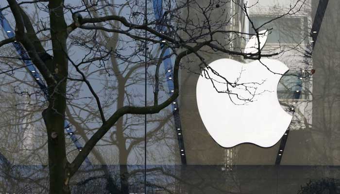 Russia threatens Apple with a $52 million fine