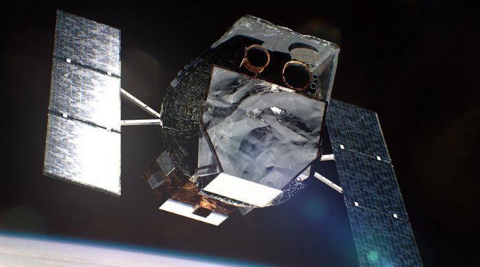 NASA launches first-of-its kind mission to rescue 3,200-pound falling space telescope