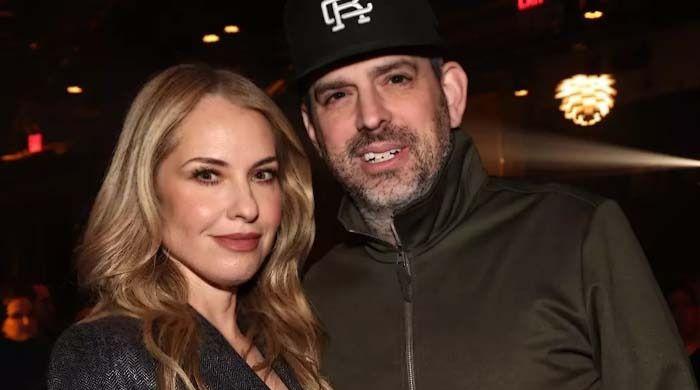Sascha Penn sets the record straight on casting wife Leslie Grossman in 'Raising Kanan'