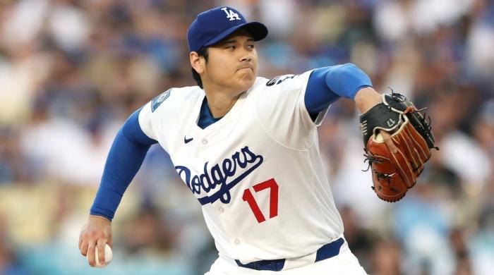 Dodgers' Shohei Ohtani to miss Saturday after leaving game with biceps issue
