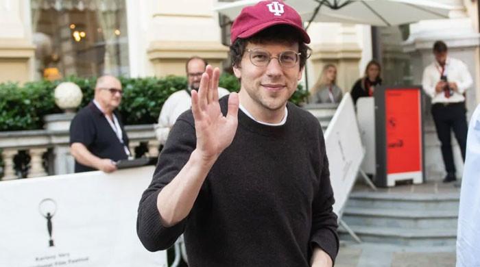 Jesse Eisenberg breaks silence on why he is staying in America despite Hollywood stars fleeing