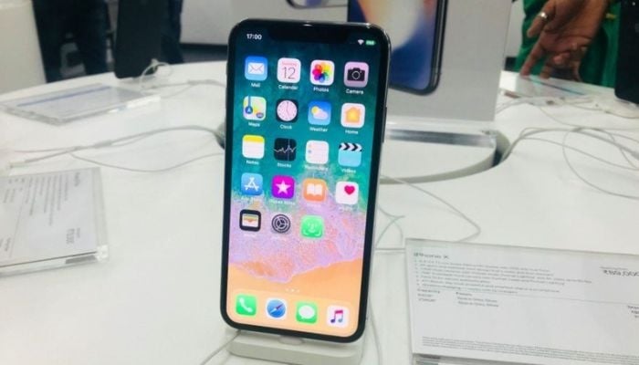 Analyst predicts foldable iPhone may repeat iPhone X launch problems