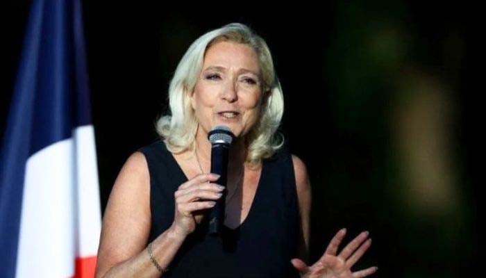 French court allows Marine Le Pen for Presidential run, lifts election ban