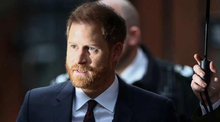 Prince Harry would find Palace room ‘in one night’ if ‘courtiers’ give green light