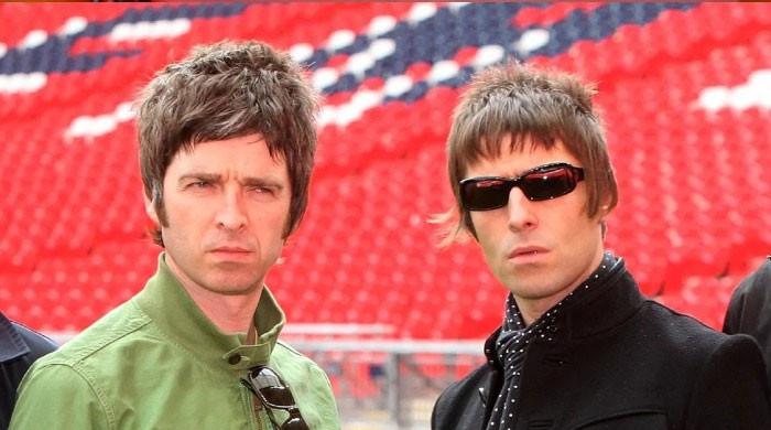 Oasis announce live return to stage in UK