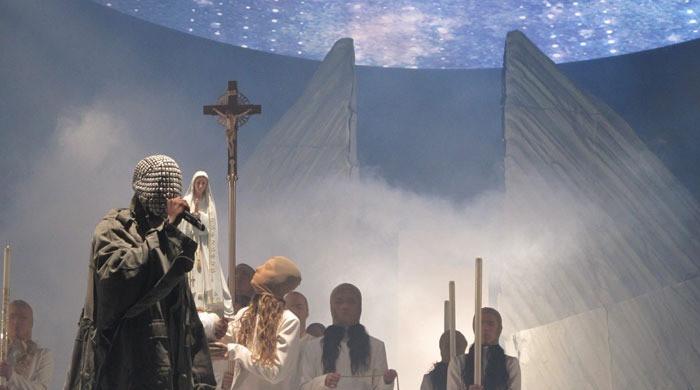 Kanye West hit by cancellations gets prime minister's backing