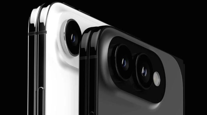 iPhone Ultra still on track for September, suppliers say