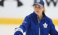 Hayley Wickenheiser announces Toronto Maple Leafs departure in emotional statement