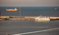 US Demands Iran Publicly Ensure Strait Of Hormuz Is Open And Safe For Shipping
