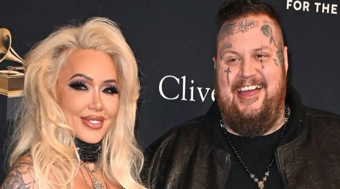 Jelly Roll confesses old habits that resurfaced after Bunnie XO divorce