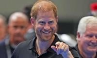 'Hypocrite' Prince Harry issued stark warning over next steps after UK trip