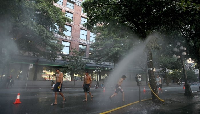 Extreme heat grips Canada as Environment Canada issues multiple weather alerts