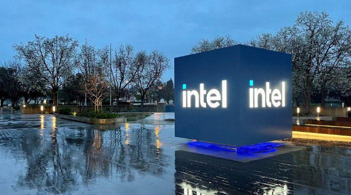 Intel deploys ASML's high NA tool for Panther Lake chips