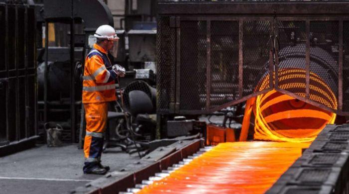 UK government nationalizes British Steel, bringing company under public ownership
