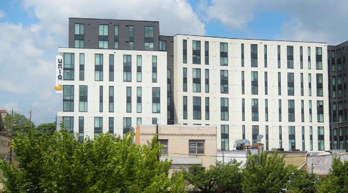 Largest US apartment landlord faces complaints over discrimination claims