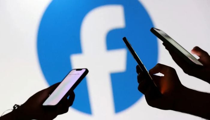 Is Facebook down? Users report login, feed issues