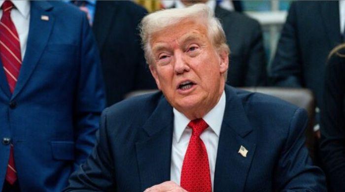 Trump urges republicans to add Iran measures to Russian bill