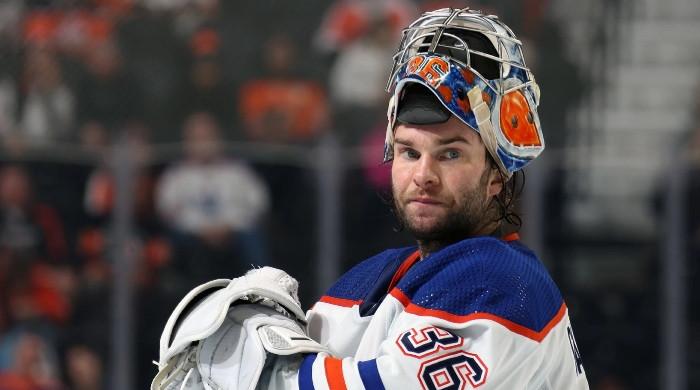 Ex-Oilers and Maple Leafs goalie Jack Campbell retires from hockey to pursue life coaching