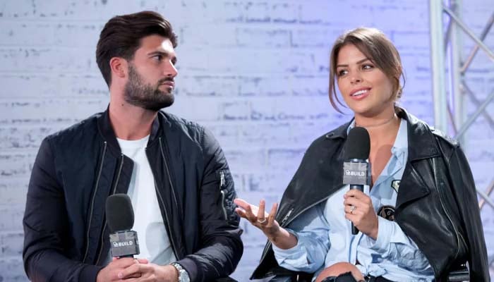Dan Edgar, Chloe Lewis go public with their secret romance