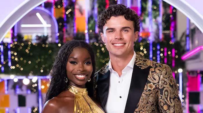 Olandria Carthen, Nic Vansteenberghe part ways