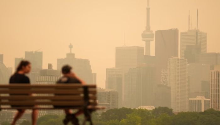 Scientists slam Trumps claim Canada poisoned US air